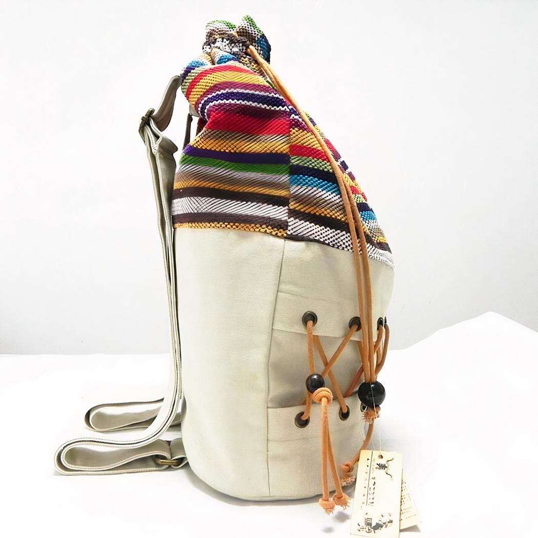 Original mochila étnica con cordón - Imagen 3