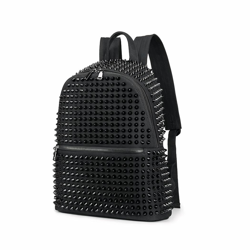 Mochila negra de mujer con remaches - Imagen 2