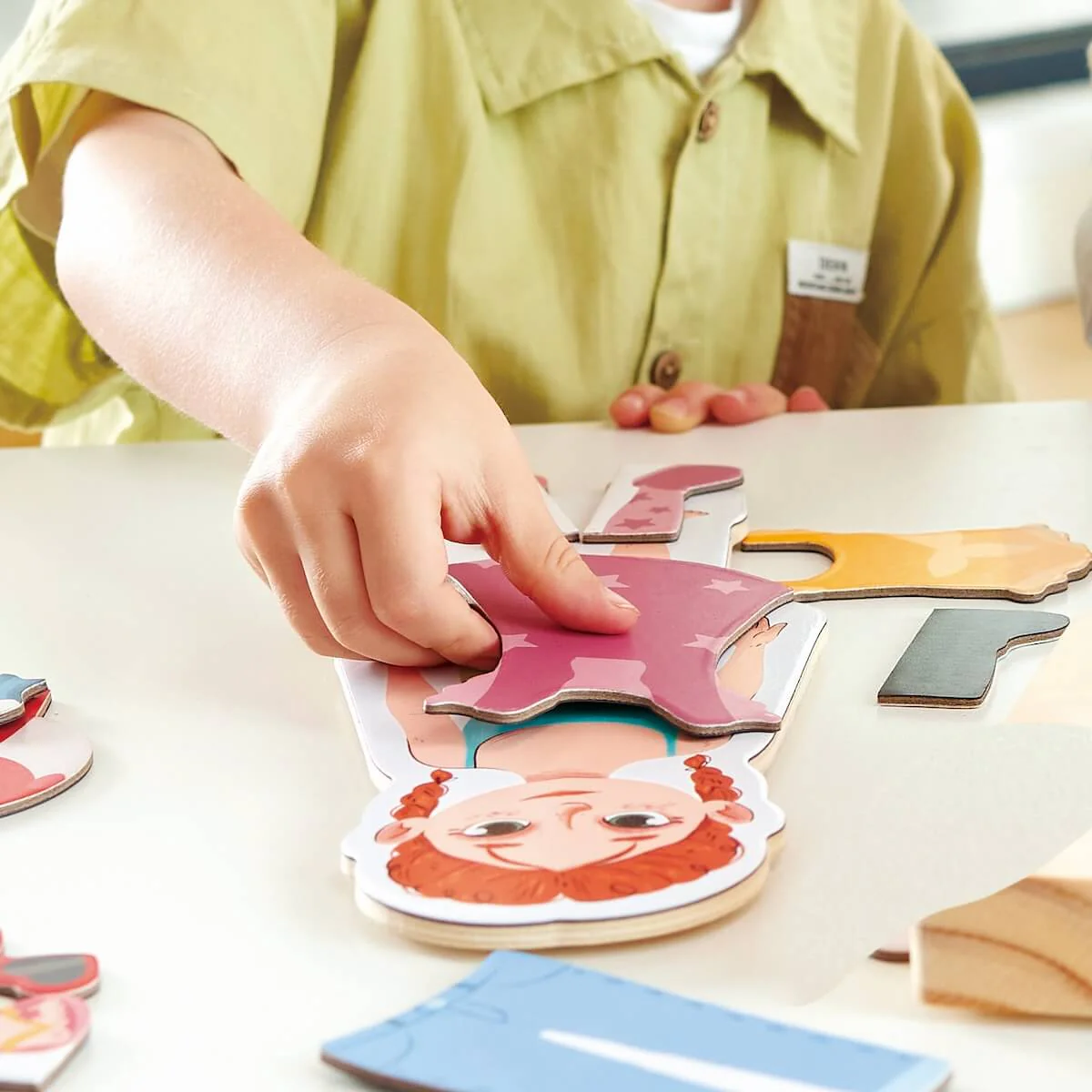 Juego Magnético Dress-up Hape - Imagen 4