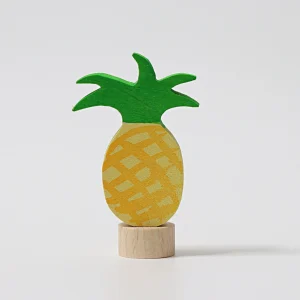 FIGURITA DE MADERA PIÑA