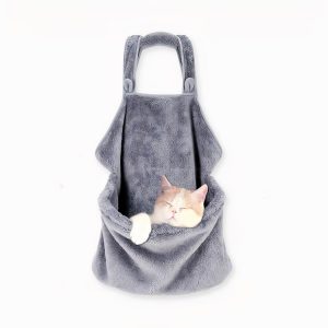 Bolso bandolera para gatos en invierno