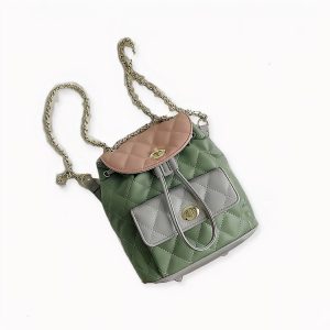 Mochila acolchada pequeña para mujer