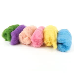 LANA CARDADA TEÑIDA PARA AFIELTRADO